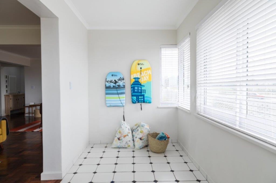 To Let 2 Bedroom Property for Rent in Muizenberg Western Cape
